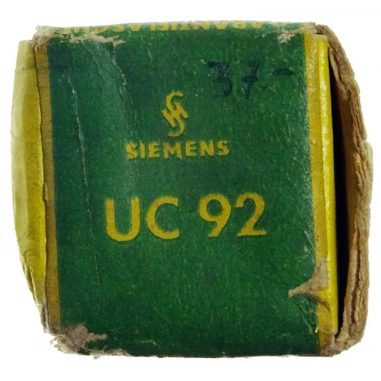Radioröhre UC92 SiemensID16395 3 Radioröhre UC92 SiemensID16395
