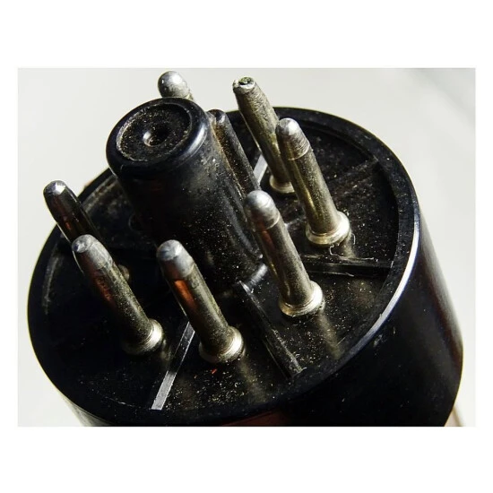 Elektronenröhre (TV) PL36 Siemens ID600 5 Elektronenröhre (TV) PL36 Siemens ID600 – Bild 3